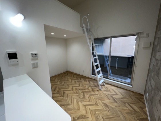 居室・リビング　※別部屋の写真です