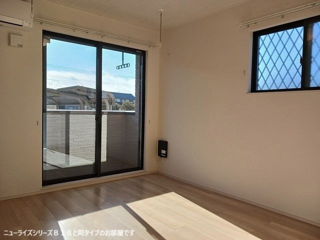 居室・リビング　同タイプのお部屋です（現況を優先します）