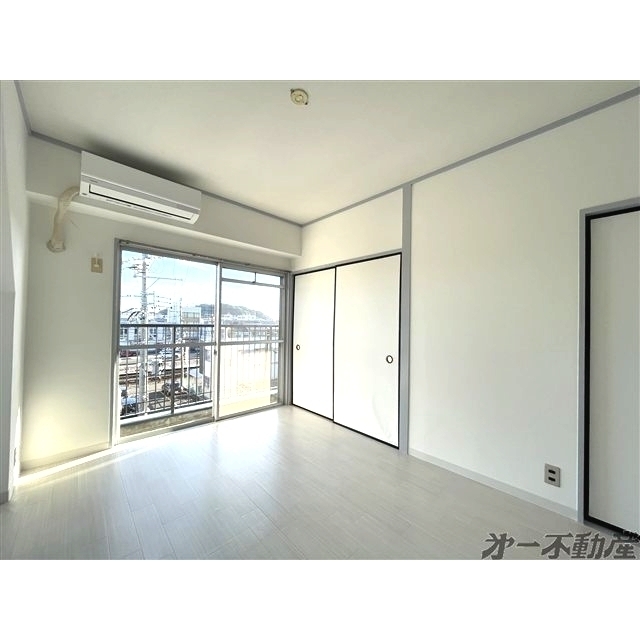 建物外観　洋室