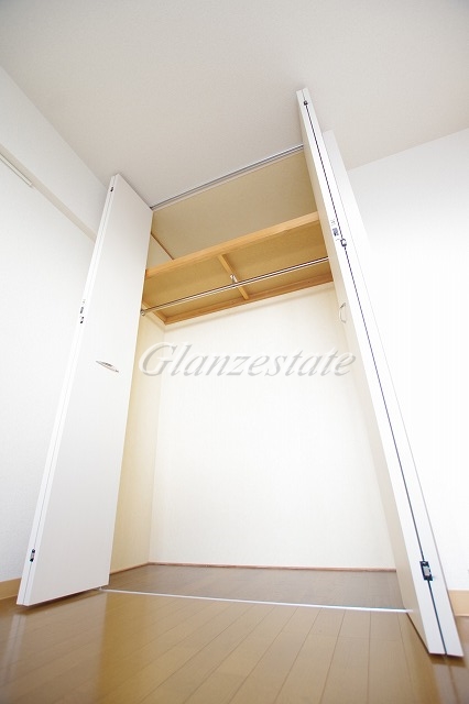 収納　☆幅、奥行のある収納☆