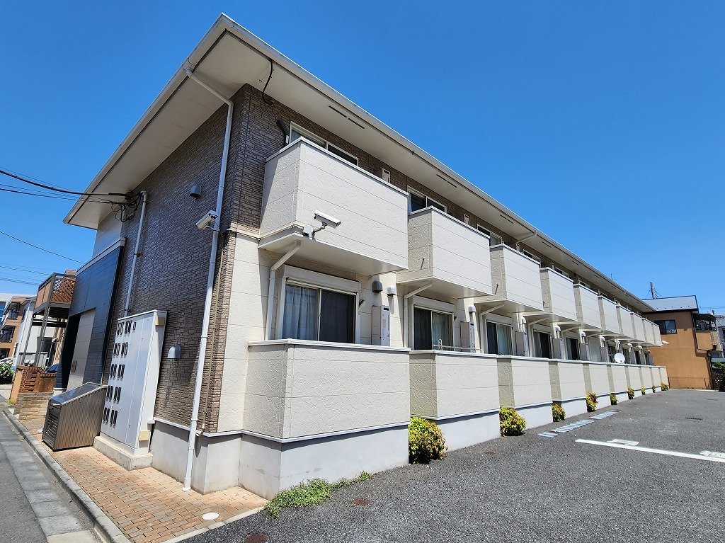 建物外観　ハーモニーハウス　インターネット対応　敷地内駐車場空きあり