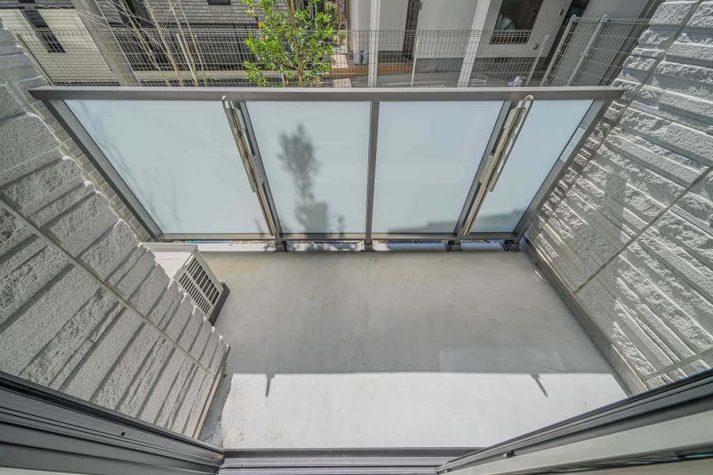 バルコニー　バルコニー