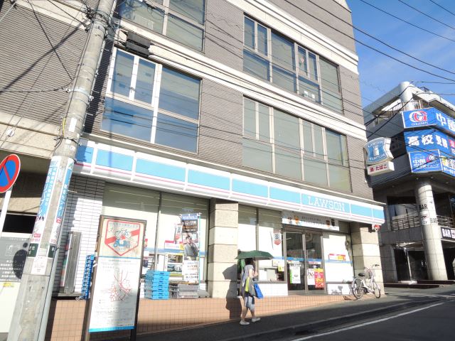 コンビニ　ローソン（コンビニ）まで310m