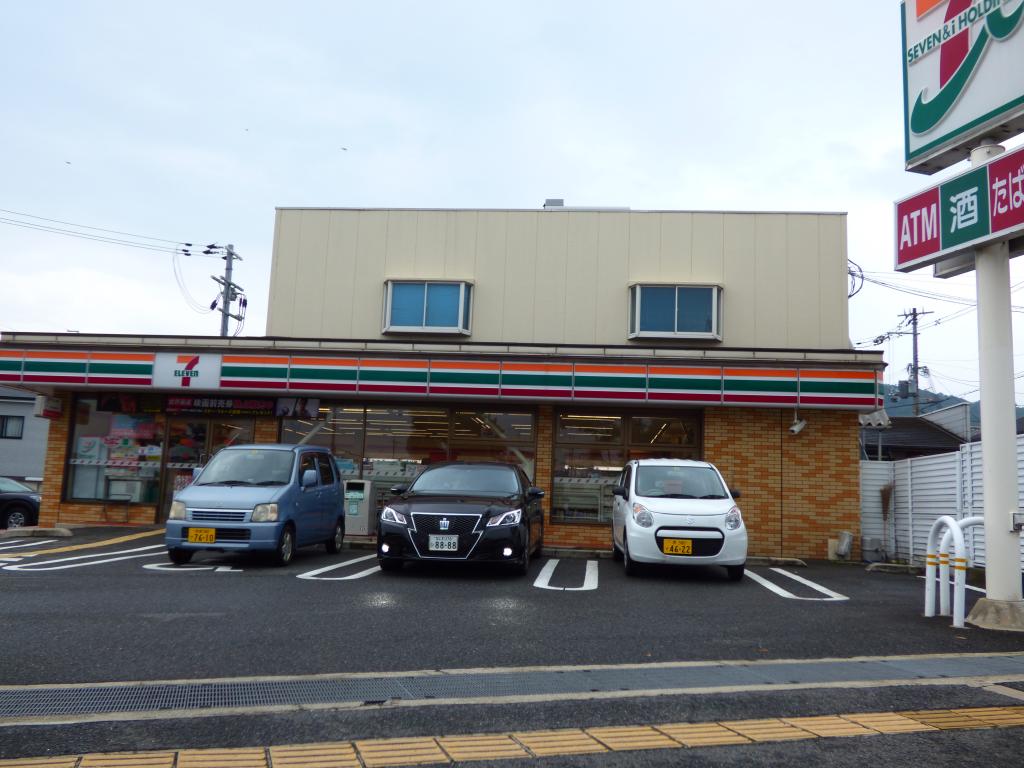 コンビニ　セブン-イレブン 河内長野向野町店（コンビニ）まで726m