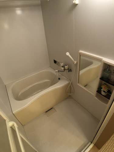 バス・シャワールーム　浴室