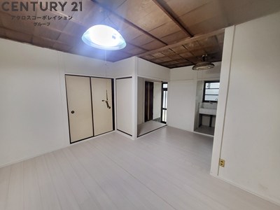 居室・リビング　エアコン付きなので、初期費用抑えたい方にもおすすめです。