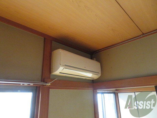 その他設備　エアコンが付いていますので寒暖対策もばっちり。