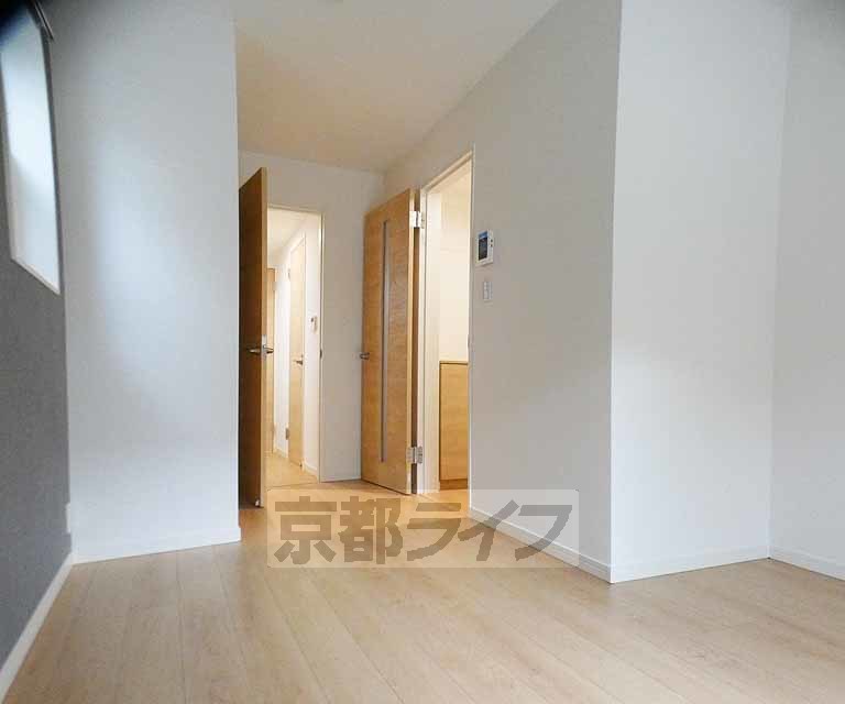 居室・リビング　ＪＲ太秦駅徒歩５分、設備充実！