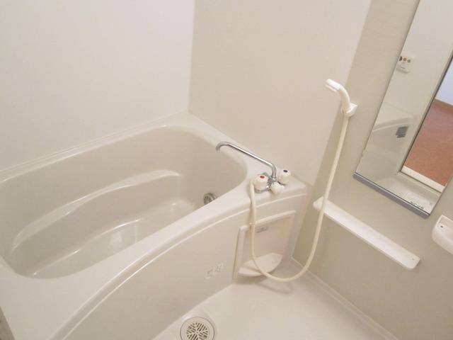 バス・シャワールーム　☆追焚・浴室乾燥☆