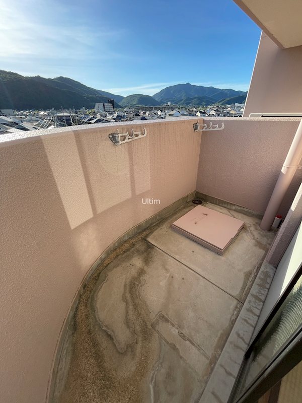 バルコニー　別のお部屋の写真です。ご参考までに。