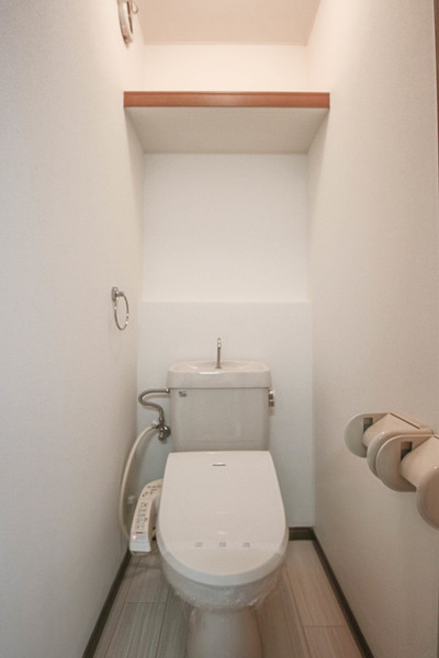 トイレ　同じ建物の別のお部屋