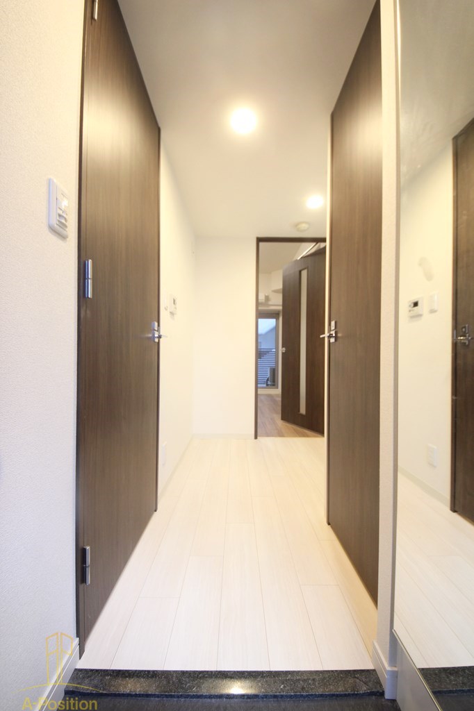 玄関　プレサンス梅田