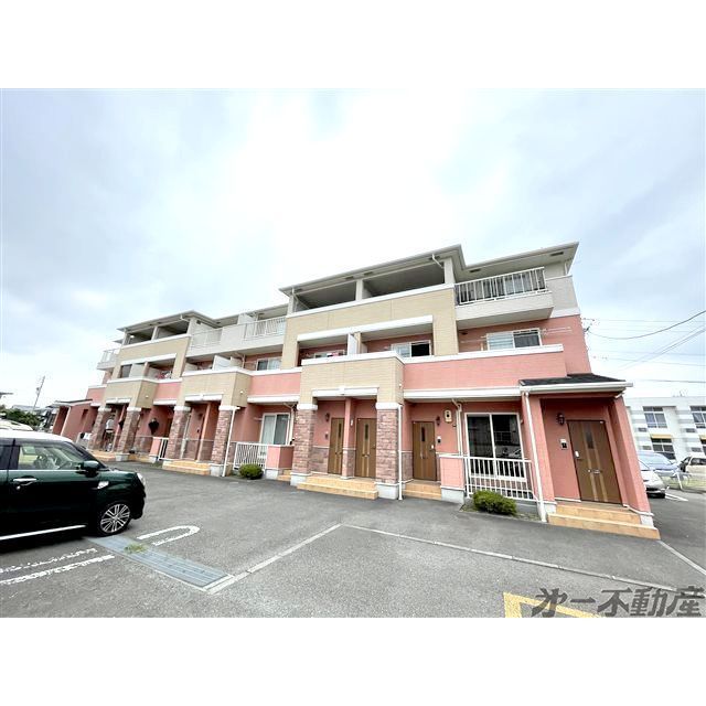 エントランス　建物外観