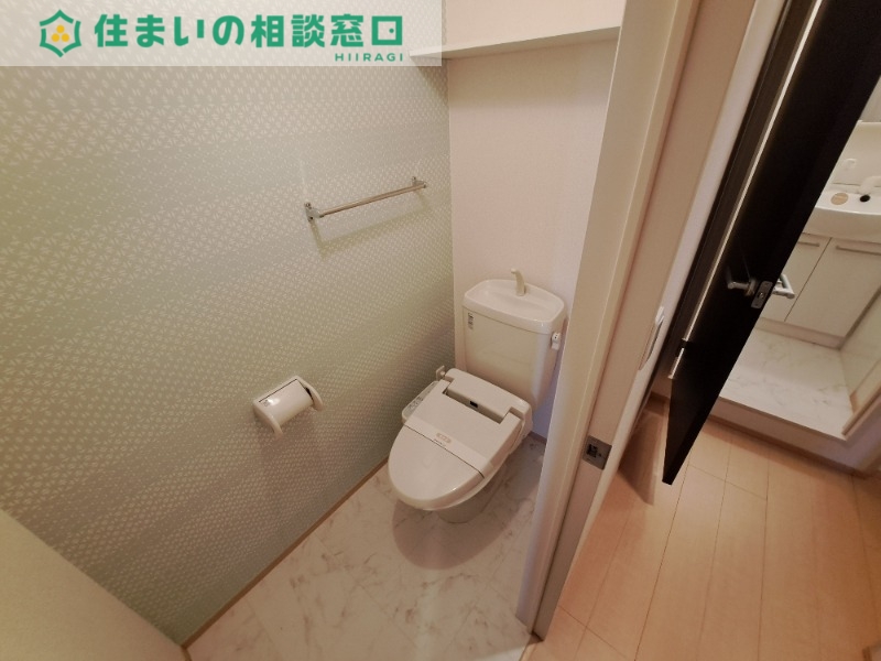 トイレ　同型