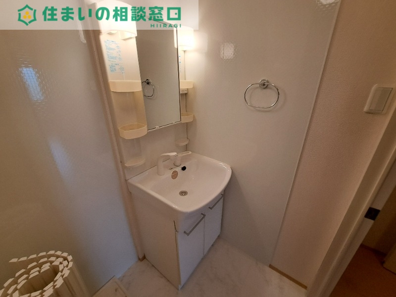 洗面設備　同型