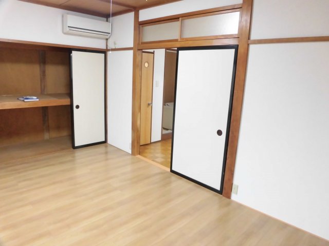 居室・リビング　使いやすい居間です