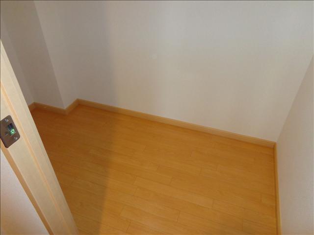 その他設備　玄関横のちょっとした収納です