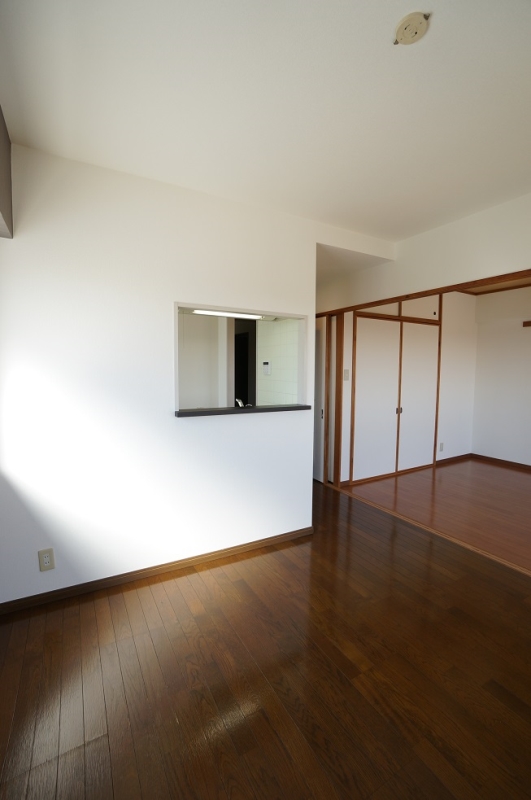 居室・リビング　※他の号室写真になります。