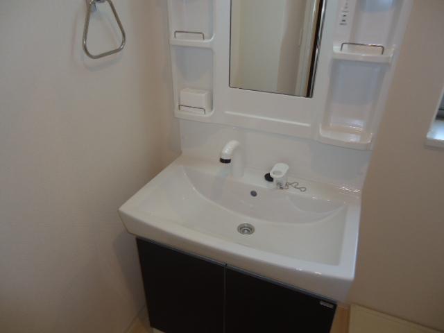 洗面設備　洗髪洗面化粧台