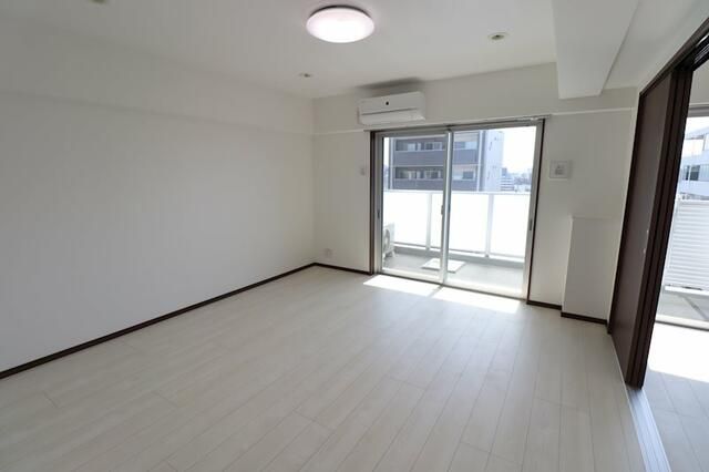 居室・リビング　ゆったりとしたリビングです