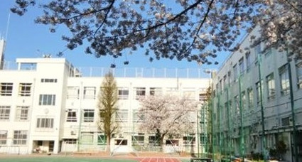 小学校　新宿区立江戸川小学校（小学校）まで468m