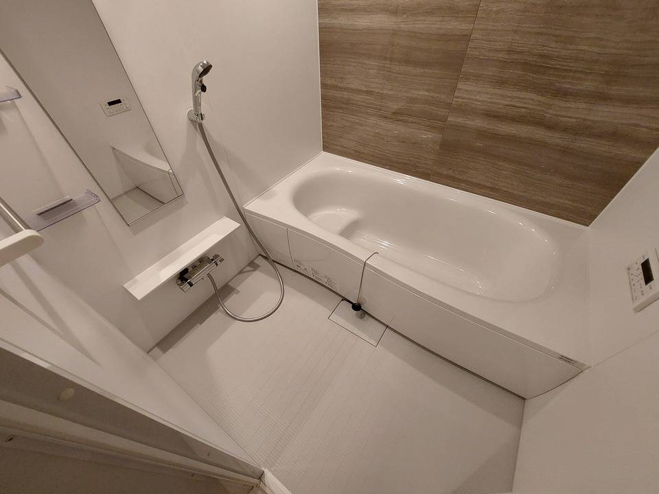 バス・シャワールーム　浴室