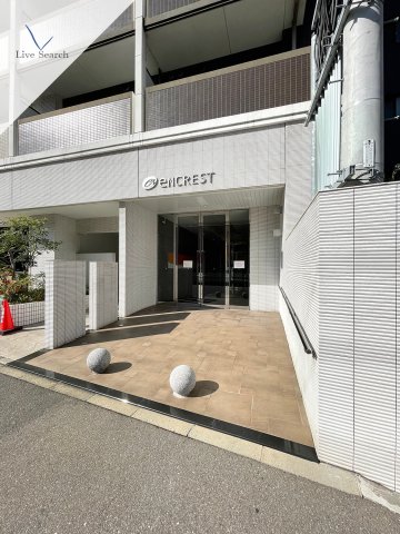 エントランス　ゆとりのあるエントランスです