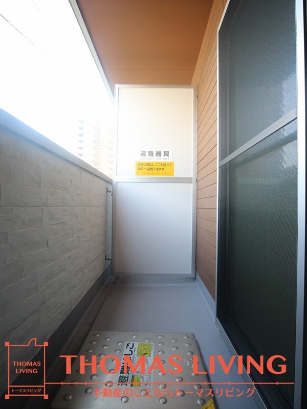 バルコニー　実際の写真がないため、同じ建物の別号室の写真です。