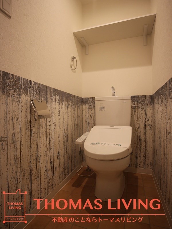 トイレ　実際の写真がないため、同じ建物の別号室の写真です。