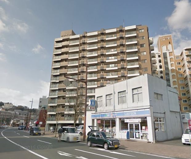 コンビニ　ローソン 戸畑初音町店（コンビニ）まで166m