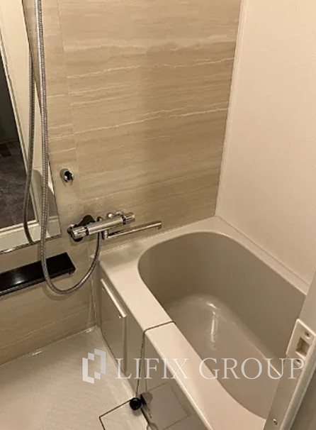 バス・シャワールーム　風呂