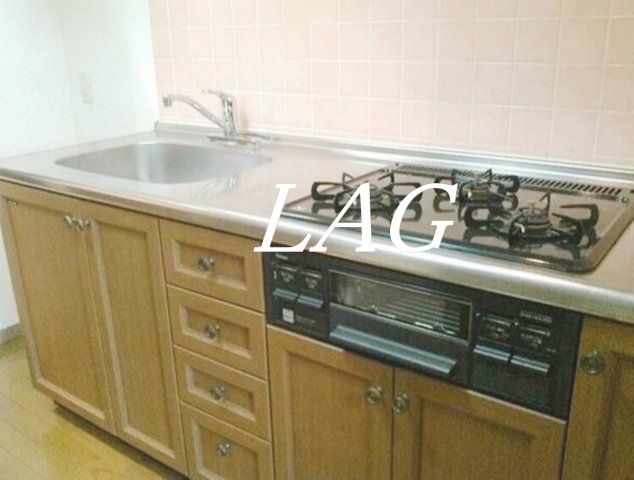 キッチン　キッチンです。