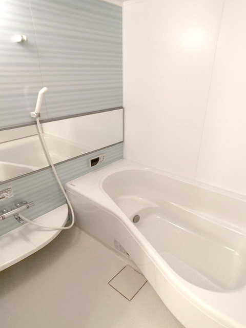 バス・シャワールーム　一坪風呂