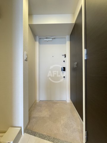 玄関　エステムコート大阪WESTII　玄関