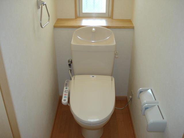 トイレ　シャワー付きトイレ