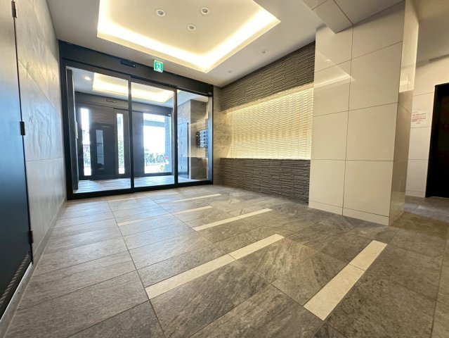ロビー　詳細は、RISUMO江坂本店までお問合せください♪