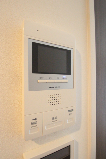 セキュリティ　※別階の同間取のお部屋の参考写真です。