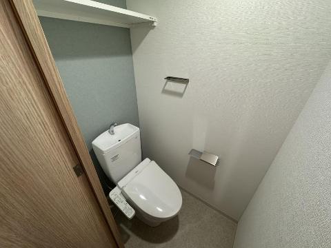 トイレ　シャワー付トイレ