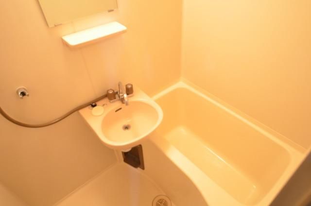 バス・シャワールーム　浴室