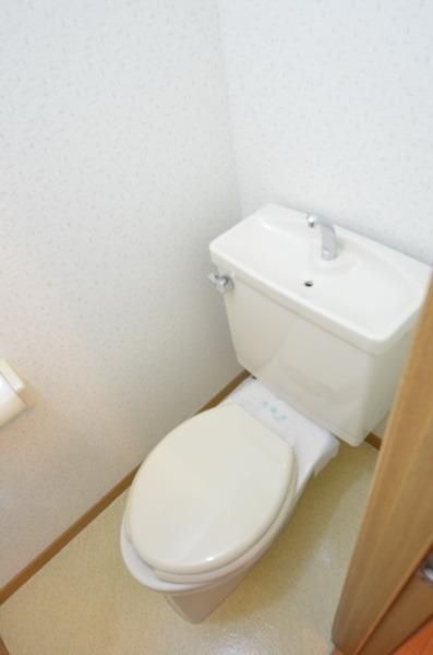 トイレ　トイレ