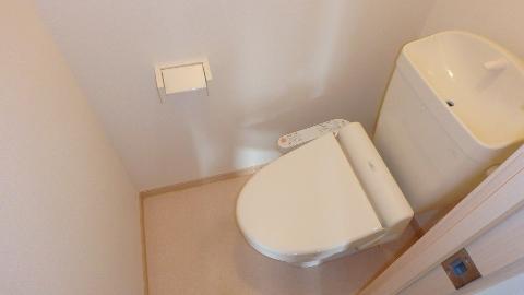 トイレ　ウォシュレット付きが嬉しいですね♪