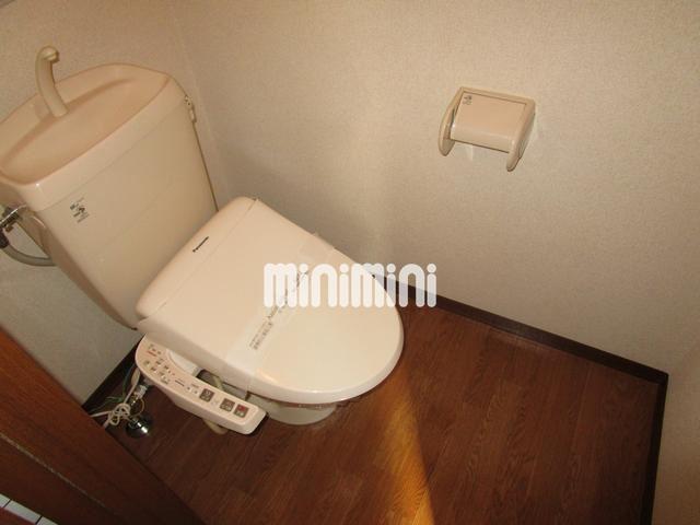 トイレ　温水洗浄暖房便座