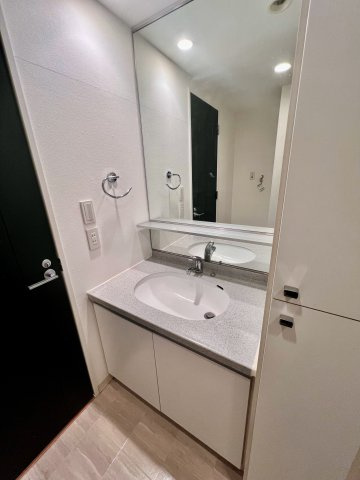 洗面設備　■独立洗面台