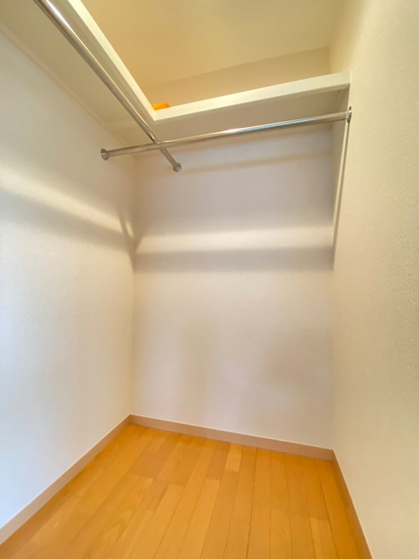 収納　暮らしにゆとりをもたらす、ウォークインクローゼット