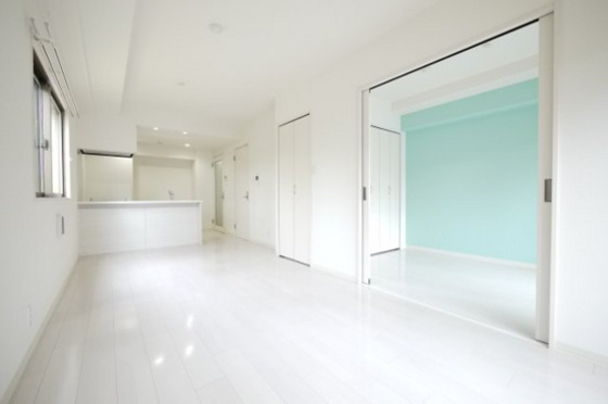 居室・リビング　他部屋です