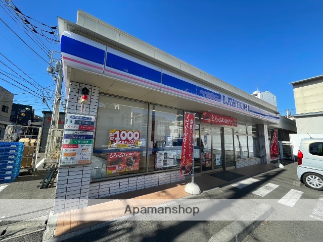 コンビニ　ローソン藤沢三丁目店（コンビニ）まで150m