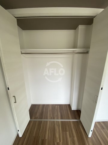 収納　ドゥエリング神路　クローゼット