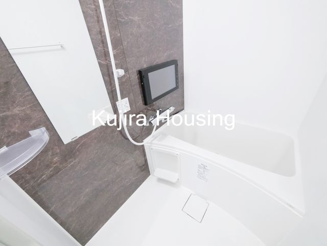 バス・シャワールーム　★浴室暖房もできる換気乾燥機つきのお風呂です★