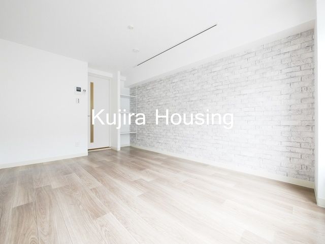 居室・リビング　6.5帖の洋室です★