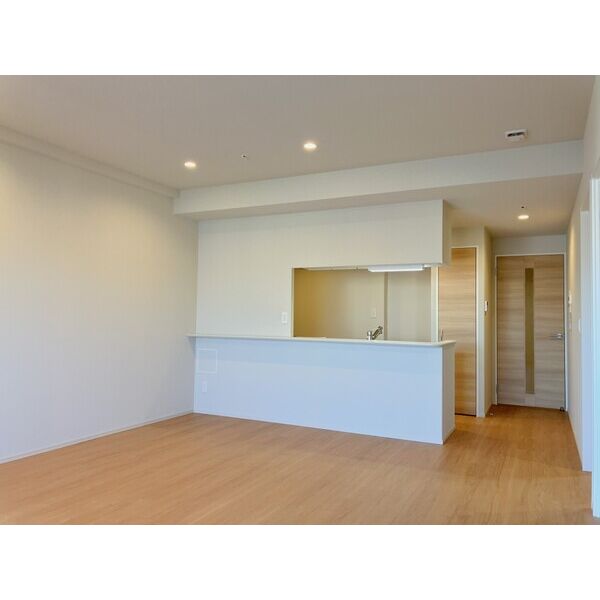 居室・リビング　※別室の参考写真の為、現況優先です。